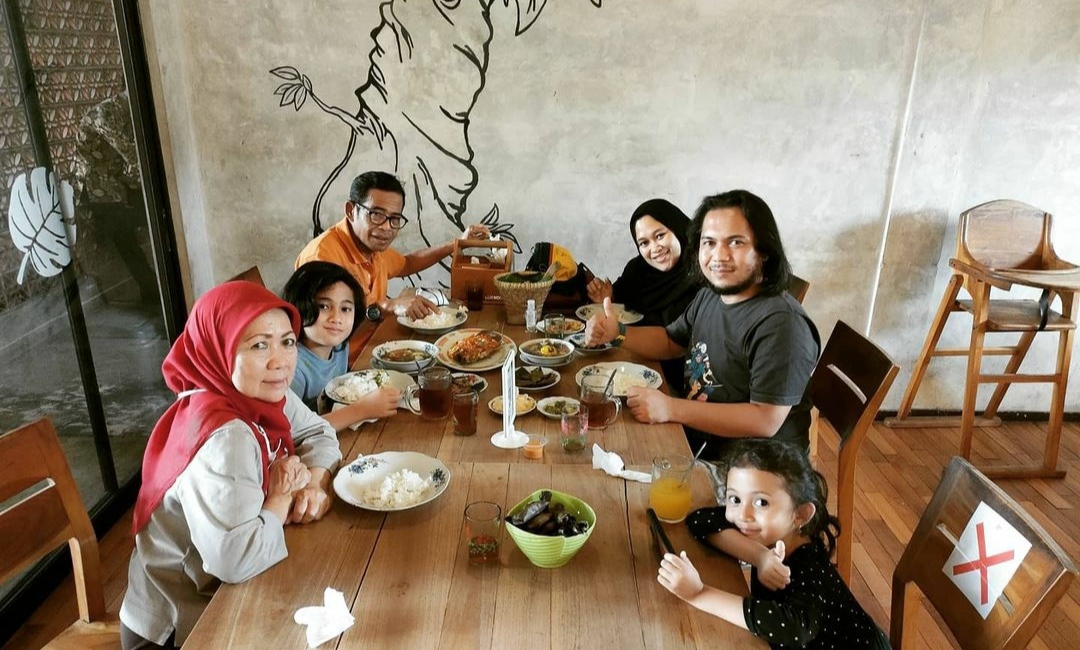 10 Tempat Berbuka Puasa di Bogor Untuk Keluarga Yang Asyik dan Nyaman, Simak Rekomendasi Ini! 7