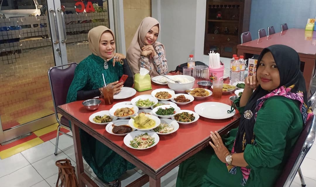 10 Tempat Buka Puasa Terdekat di Samarinda, Simak Daftar Yang Bisa Kamu Pilih Berikut Ini 7