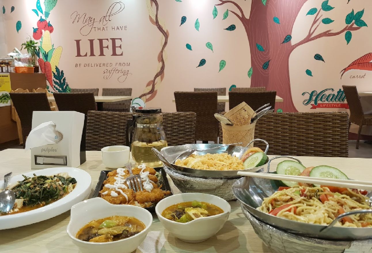 11 Rekomendasi Tempat Bukber Terdekat di Wilayah Kota Surabaya Yang Enak Untuk Keluarga 9 11 Rekomendasi Tempat Bukber Terdekat di Wilayah Kota Surabaya Yang Enak Untuk Keluarga 9