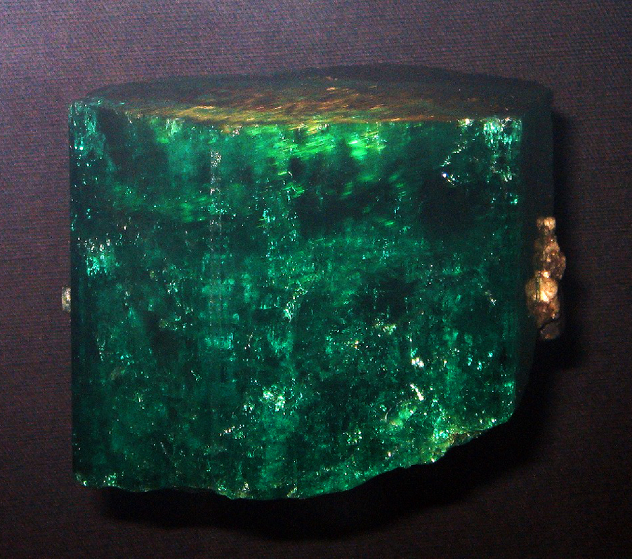 10 Batu Zamrud Termahal di Dunia, Manakah Yang Bagus? 4 10 Batu Zamrud Termahal di Dunia, Manakah Yang Bagus? 4