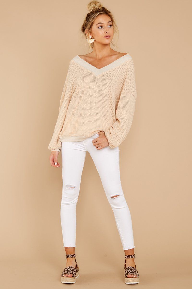 Jangan Bingung! Ini Dia 10 Warna Yang Cocok Dipadukan Dengan Baju Cream 2