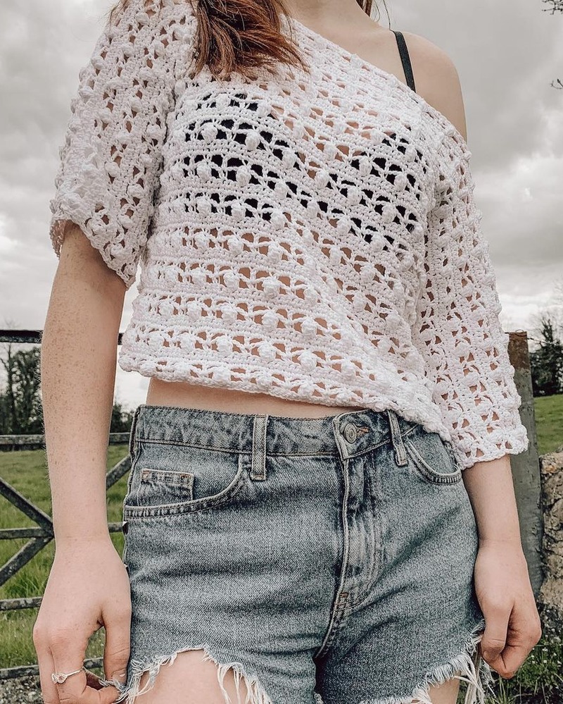 10 Model Baju Yang Lagi Ngetren Untuk Tampil Kekinian 8