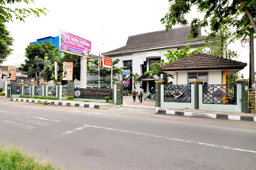 15 Universitas di Jogja, Manakah Yang Masih Buka Pendaftaran dan Membuka Kelas Karyawan? 3