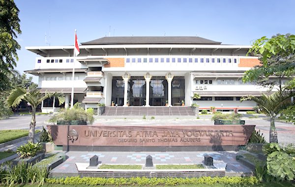 15 Daftar Universitas Terbaik di Yogyakarta, Manakah Jurusan Yang Cocok Jadi Pilihanmu? 9 15 Daftar Universitas Terbaik di Yogyakarta, Manakah Jurusan Yang Cocok Jadi Pilihanmu? 9