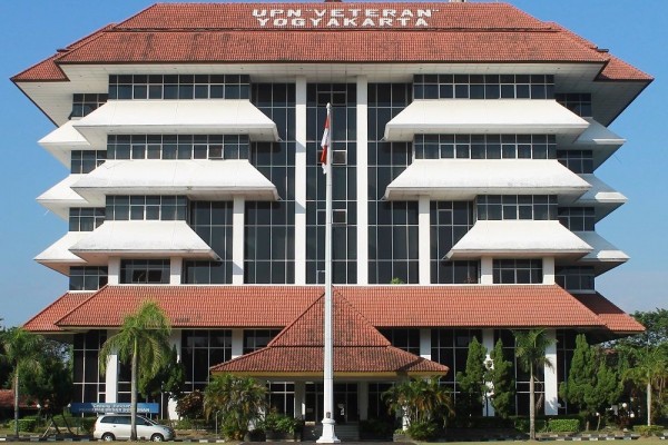 15 Daftar Universitas Terbaik di Yogyakarta, Manakah Jurusan Yang Cocok Jadi Pilihanmu? 14 15 Daftar Universitas Terbaik di Yogyakarta, Manakah Jurusan Yang Cocok Jadi Pilihanmu? 14