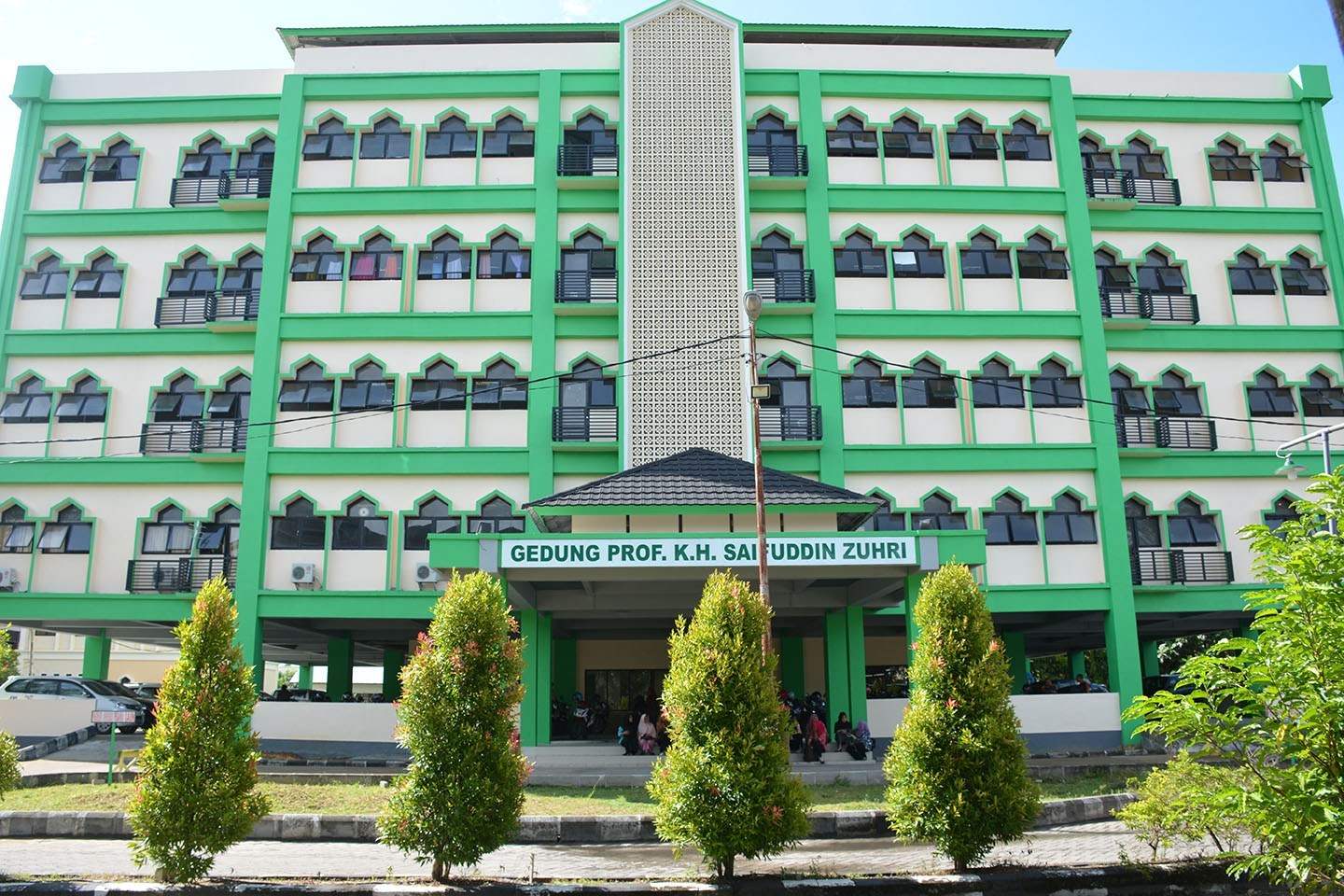 10 Daftar Universitas di Kota Pontianak Beserta Jurusannya, Manakah Yang Ada Fakultas Hukum? 6