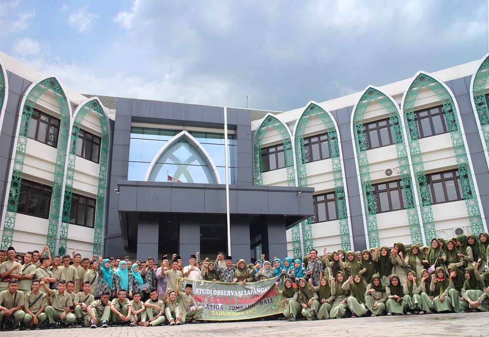 Buat Para Warga Salatiga Jika Ingin Kuliah, Inilah Daftar Referensi Universitas Bagus Dengan Biaya Terjangkau 2 Buat Para Warga Salatiga Jika Ingin Kuliah, Inilah Daftar Referensi Universitas Bagus Dengan Biaya Terjangkau 2