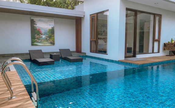 10 Rekomendasi Villa Dengan Private Pool di Bandung, Bisa Sewa Untuk Honeymoon Mulai Rp3.200.000 3