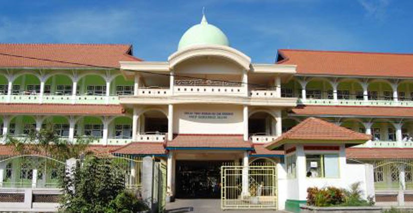 10 Referensi Universitas Negeri Maupun Swasta di Pulau Lombok, Adakah Jurusan Kedokteran? 2