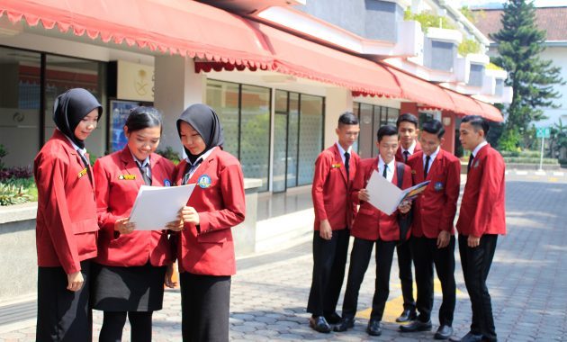 Buat Para Warga Subang Jika Ingin Melanjutkan Kuliah, Inilah Daftar Universitas Yang Berkualitas! 6 Universitas di subang univ negeri mandiri terbaik daftar kelas karyawan jurusan jawa barat akreditasi yang ada fakultas teknik kampus atau swasta terbuka perguruan tinggi kesehatan perhotelan biaya kuliah daerah ilmu komunikasi jabar kota kabupaten politeknik sabili texmaco wikipedia