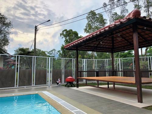 10 Daftar Villa Dengan Kolam Renang Pribadi di Puncak Buat Liburanmu, Mulai Dari Rp2.290.000 1 10 Daftar Villa Dengan Kolam Renang Pribadi di Puncak Buat Liburanmu, Mulai Dari Rp2.290.000 1