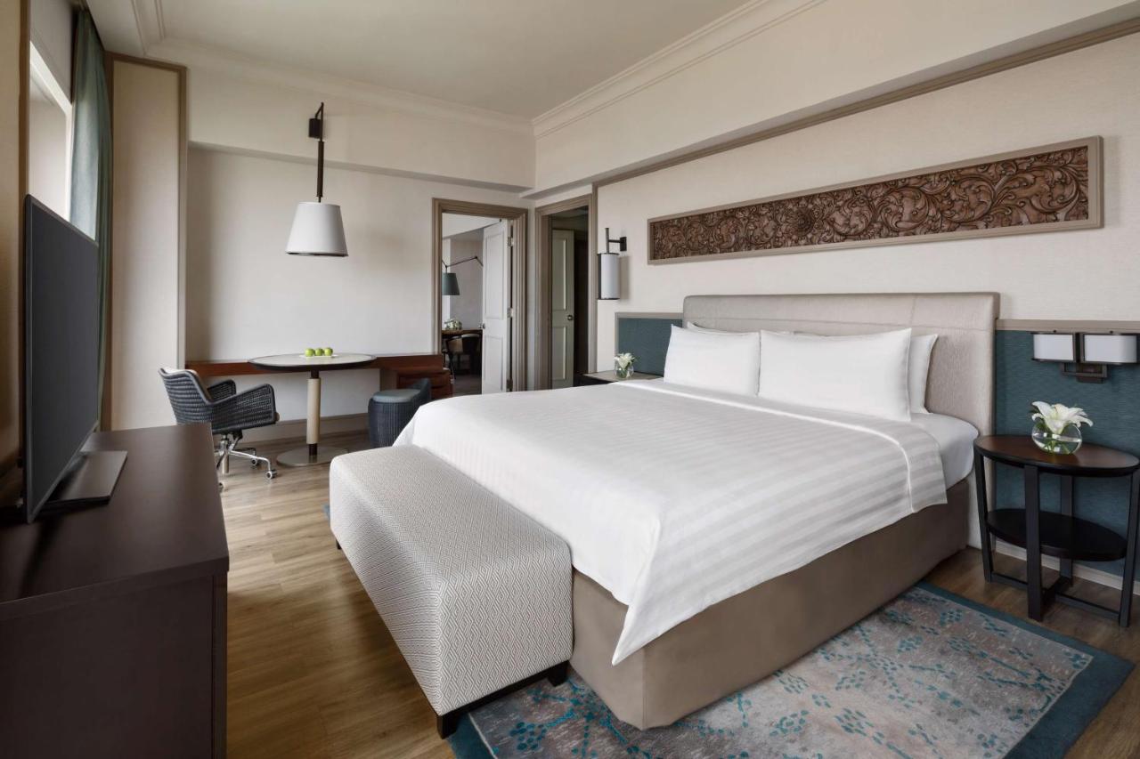 Daftar Hotel Dengan Bathtub di Surabaya Buat Staycation Dengan Harga Per Malam Mulai Rp480.000 4