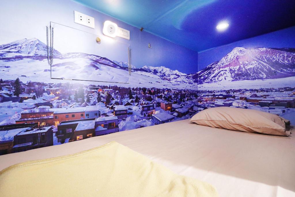 Butuh Penginapan Yang Murah? 10 Hotel Kapsul di Jakarta Ini Bisa Jadi Pilihan, Harga Mulai 100 Ribu Aja! 9 Butuh Penginapan Yang Murah? 10 Hotel Kapsul di Jakarta Ini Bisa Jadi Pilihan, Harga Mulai 100 Ribu Aja! 9