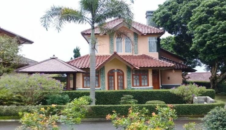 10 Rekomendasi Villa Dengan Kolam Pribadi di Ciater Subang Dengan Harga Mulai Rp300.000 Per Malam 4 10 Rekomendasi Villa Dengan Kolam Pribadi di Ciater Subang Dengan Harga Mulai Rp300.000 Per Malam 4