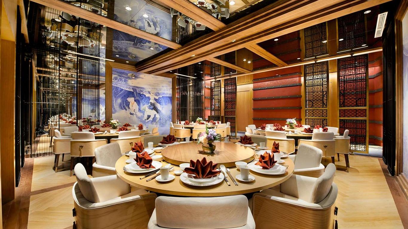 Nikmati Kamar Presidential Suite Dengan Private Pool di Vasa Hotel Surabaya, Per Malam Rp11.000.000 10 Nikmati Kamar Presidential Suite Dengan Private Pool di Vasa Hotel Surabaya, Per Malam Rp11.000.000 10