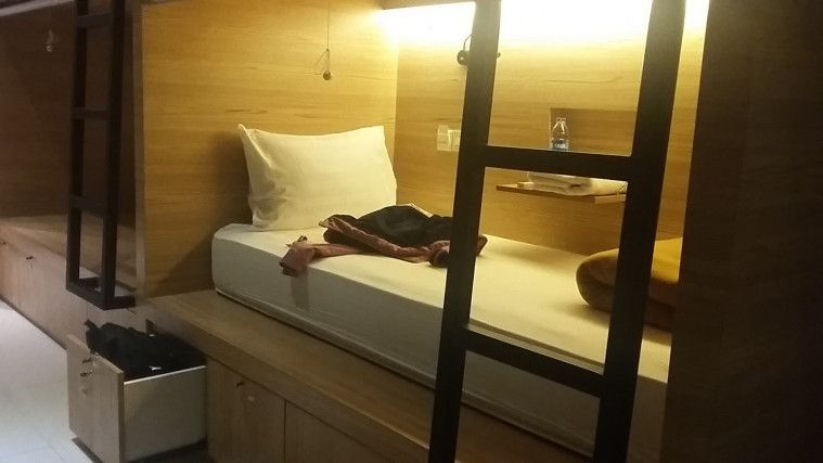 Hotel Kapsul di Stasiun Gambir Buat Istirahat Sesaat Dengan Harga Mulai Dari Rp125.000 Per 6 Jam 3 Hotel Kapsul di Stasiun Gambir Buat Istirahat Sesaat Dengan Harga Mulai Dari Rp125.000 Per 6 Jam 3