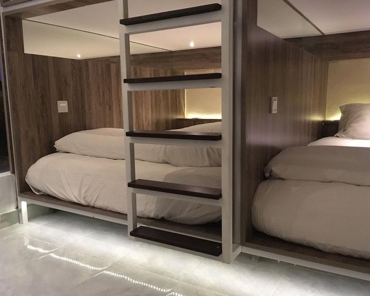 Buat Para Wisatawan, Inilah Daftar Hotel Kapsul di Bali Yang Nyaman Dengan Harga Mulai Dari Rp45.000 6