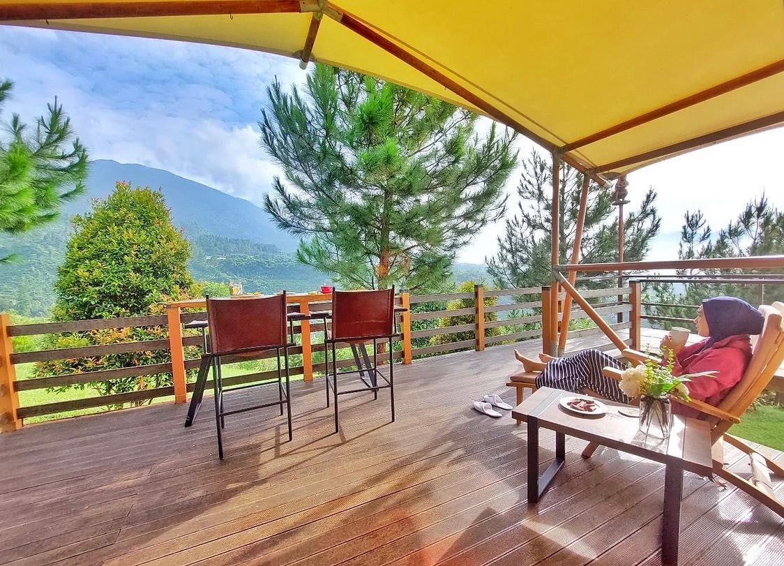 Buat Kamu Yang Ingin Merasakan Sensasi Glamping di Kancana Mandira Sukabumi, Inilah 10 Potretnya 5 Buat Kamu Yang Ingin Merasakan Sensasi Glamping di Kancana Mandira Sukabumi, Inilah 10 Potretnya 5