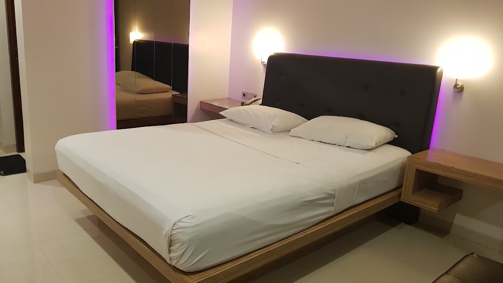 Hotel alam indah semarang harga traveloka angker razia alamat gambar resto paket wedding the bintang berapa booking tarif di daftar gombel penginapan kota jawa tengah per malam nomor telepon purwodadi promo pemilik short time 2025