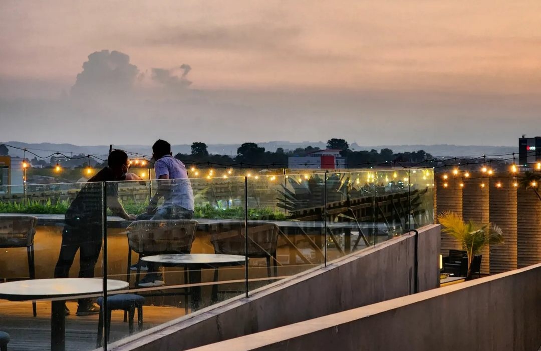 Artotel Semarang Hotel Bintang Berapa? Punya Rooftop Bar Yang Apik dan Ini Daftar Harga Kamarnya 7
