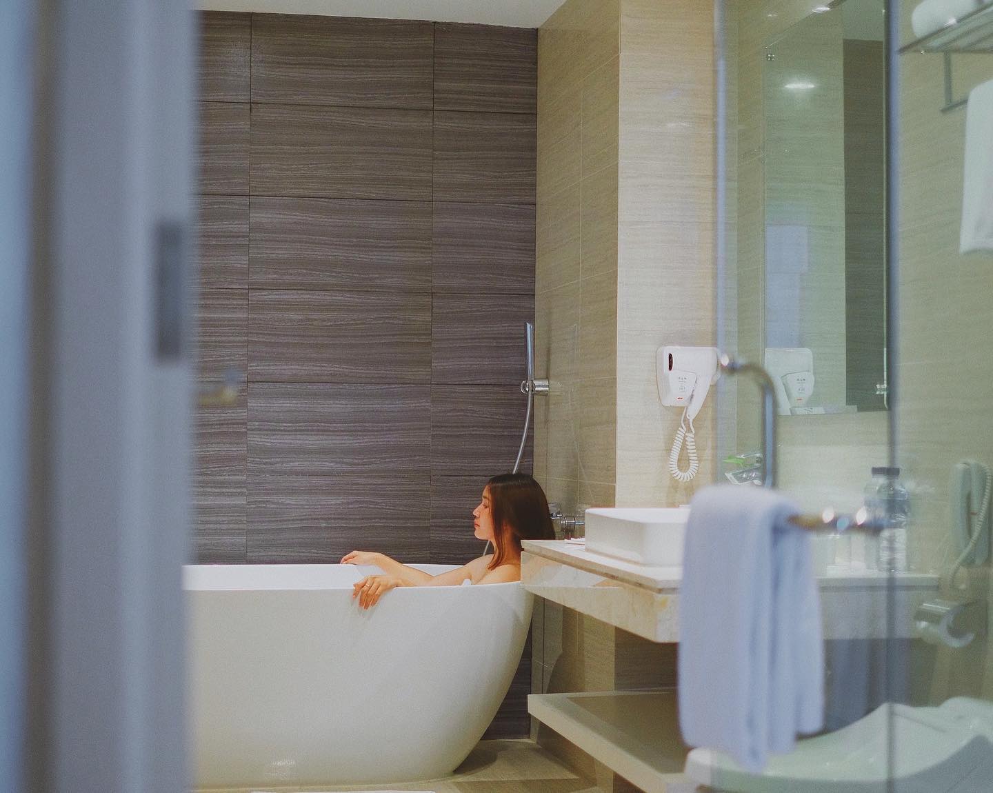 Platinum Hotel Jogja, Akomodasi Bintang 4 Yang Memiliki Banyak Fasilitas Untuk Kenyamanan Para Tamu 4