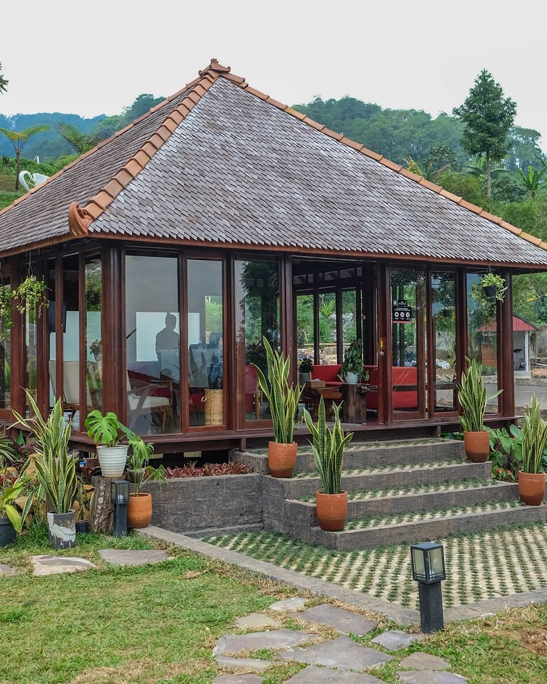 10 Potret Damar Langit, Resort yang Menyediakan Pemandangan Glamping Terindah di Puncak Bogor 3