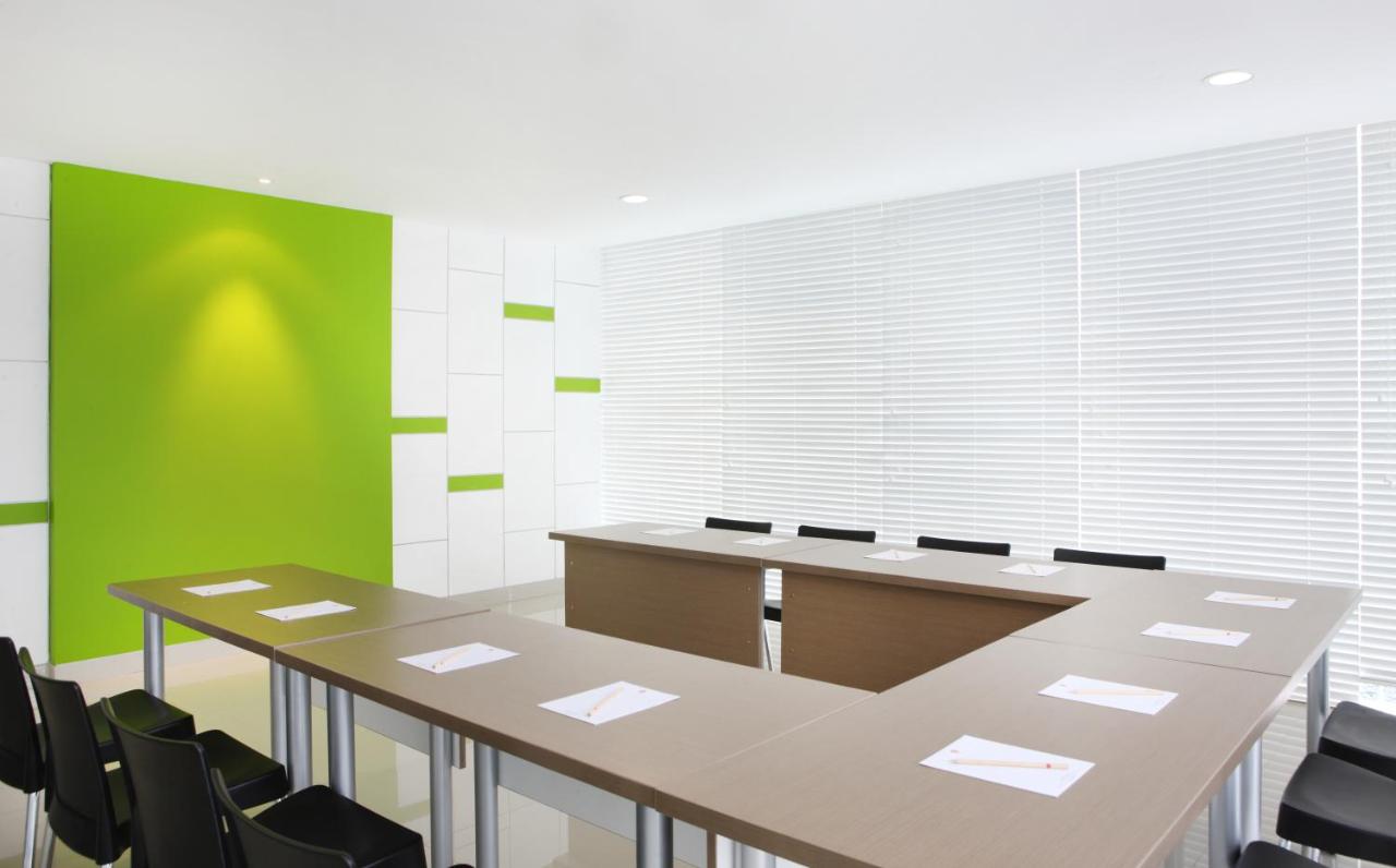 Amaris Hotel Malang, Akomodasi Yang Bagus dan Nyaman Dengan Harga Mulai Rp268.721 Per Malam 7 Amaris Hotel Malang, Akomodasi Yang Bagus dan Nyaman Dengan Harga Mulai Rp268.721 Per Malam 7