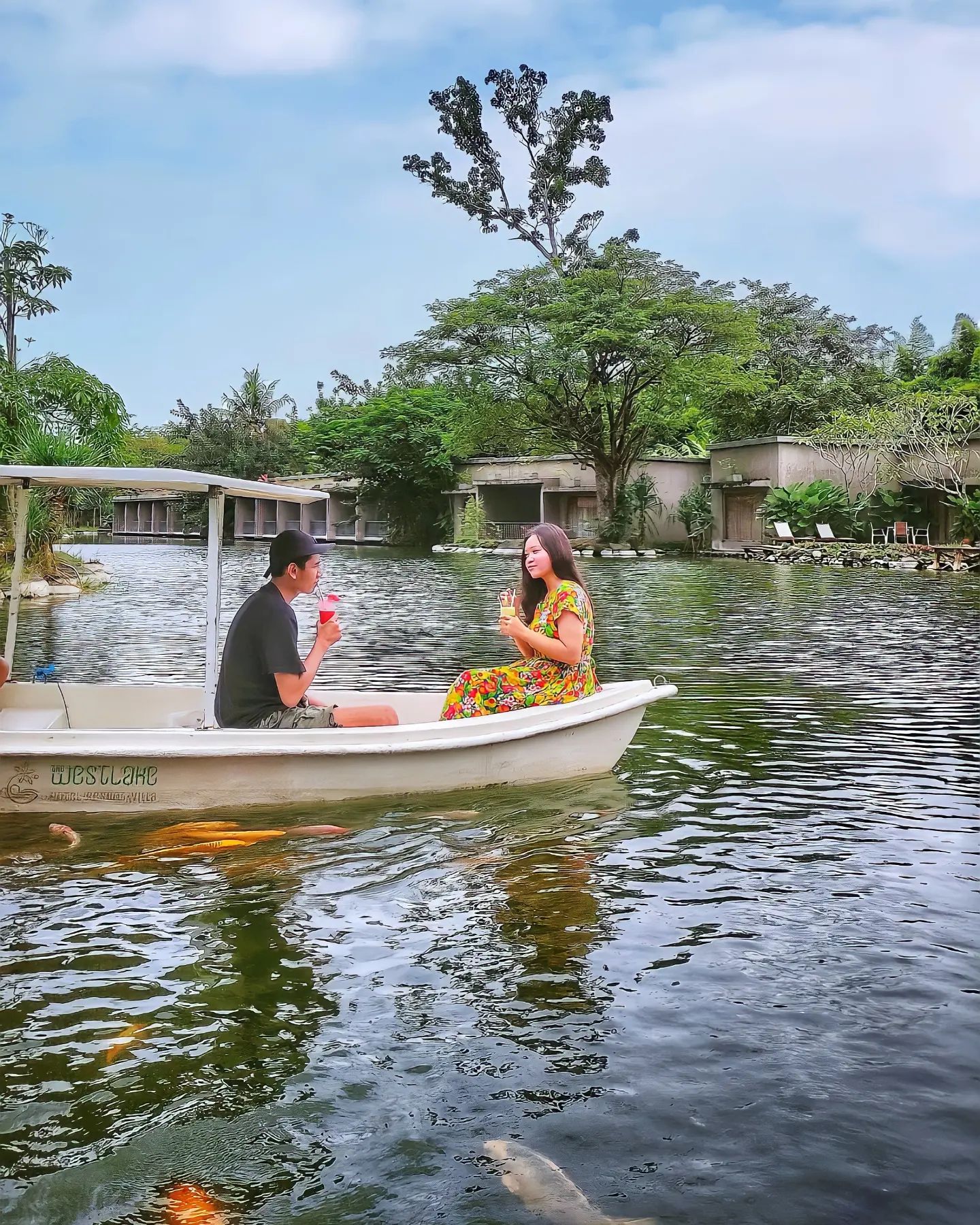 The Westlake Resort, Penginapan Dengan Arsitektur Khas Jawa Yang Memiliki Danau Buatan di Jogja 9 The westlake resort jogja yogyakarta review kelapa resto at hotel harga yogya kabupaten sleman daerah istimewa and menu agoda di baturan trihanggo regency special region of