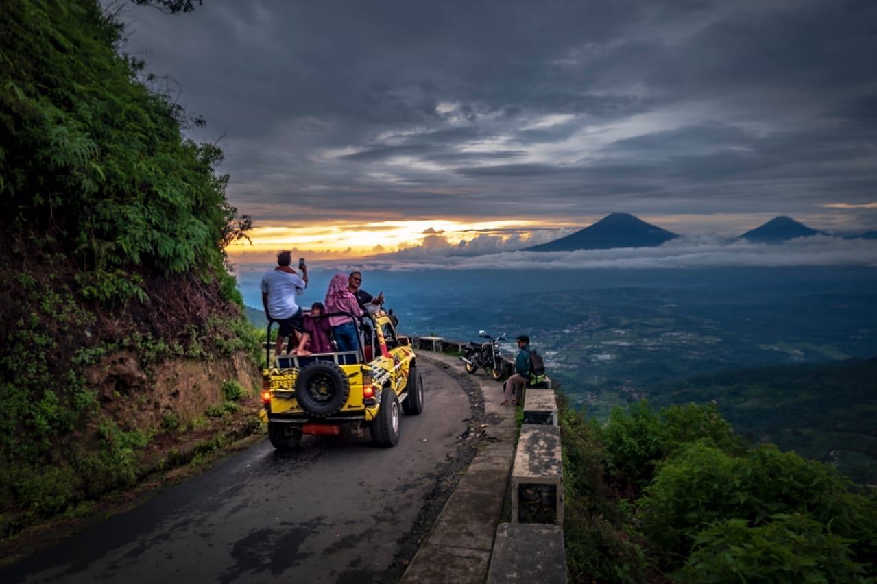 Sunsetfalls Gardens Resort, Penginapan Mewah Yang Dikelilingi 7 Gunung Dengan Pemandangan Cantik 9