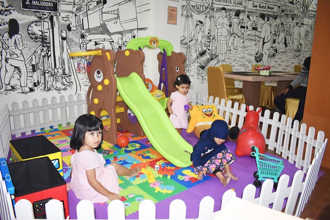 Ingin Menghabiskan Waktu di Malioboro? Abadi Hotel Jogja Bisa Jadi Pilihan Tempat Menginap Yang Bagus! 6