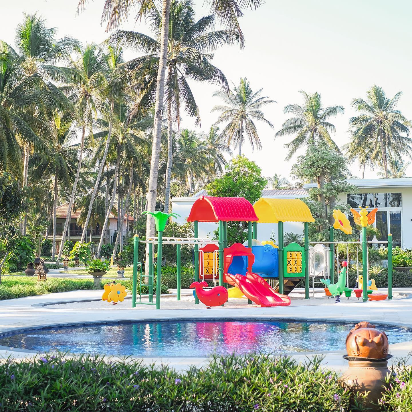 Ketapang Indah Hotel, Salah Satu Hotel Ramah Kantung Yang Memiliki Pemandangan Indah di Banyuwangi 9 Ketapang Indah Hotel, Salah Satu Hotel Ramah Kantung Yang Memiliki Pemandangan Indah di Banyuwangi 8