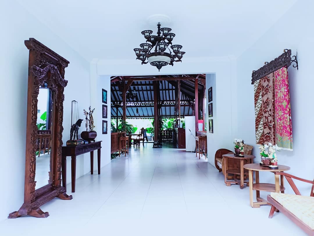 Diana Hotel Jogja, Akomodasi Bergaya Jawa Dengan Konsep Open Space Yang Lokasinya Strategis 2 Diana Hotel Jogja, Akomodasi Bergaya Jawa Dengan Konsep Open Space Yang Lokasinya Strategis 2