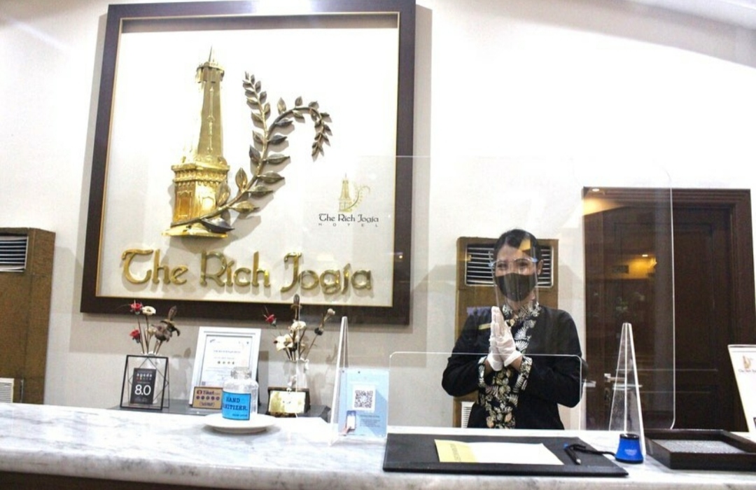 Mewah dan Memiliki Fasilitas Lengkap, The Rich Hotel Jogja Memang Akomodasi Terbaik Mulai Rp550.000 9 Mewah dan Memiliki Fasilitas Lengkap, The Rich Hotel Jogja Memang Akomodasi Terbaik Mulai Rp550.000 8