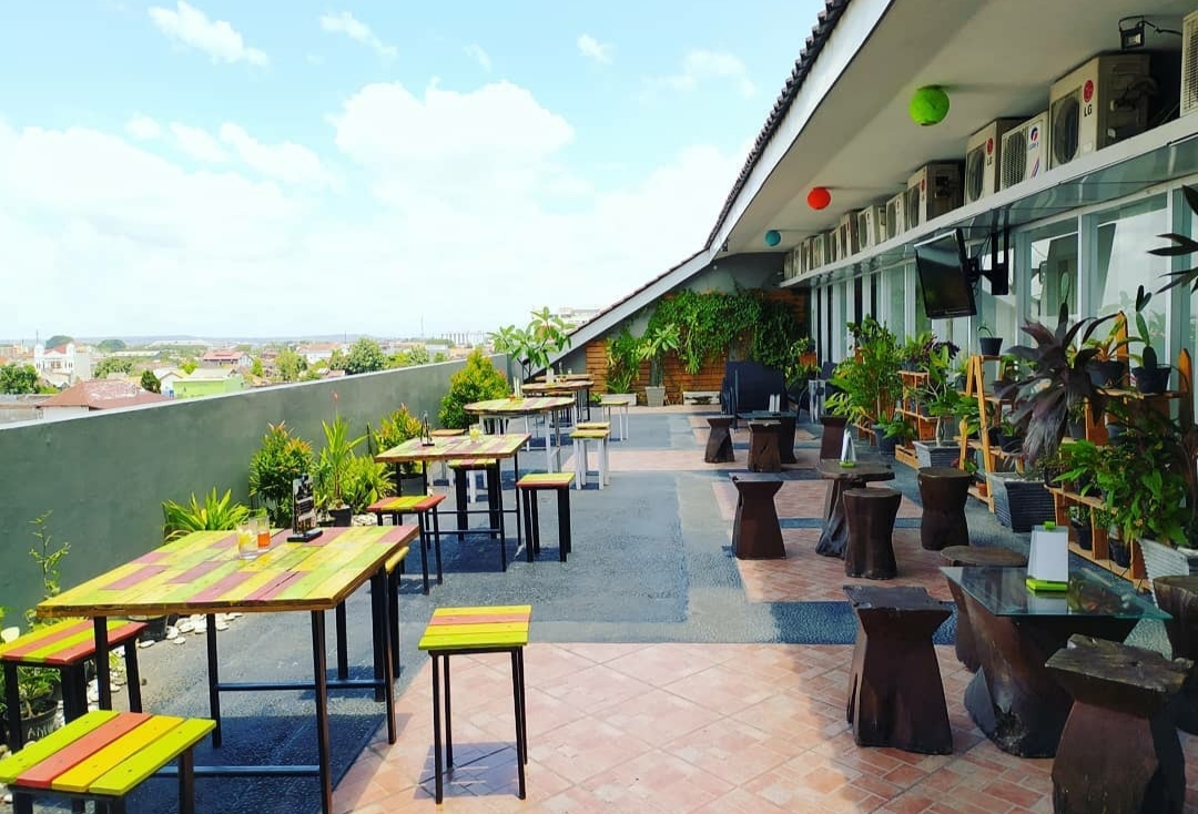 Whiz Hotel Malioboro Yogyakarta, Akomodasi Modern Dengan Tarif Terjangkau Mulai Dari Rp480.000 8 Whiz Hotel Malioboro Yogyakarta, Akomodasi Modern Dengan Tarif Terjangkau Mulai Dari Rp480.000 8