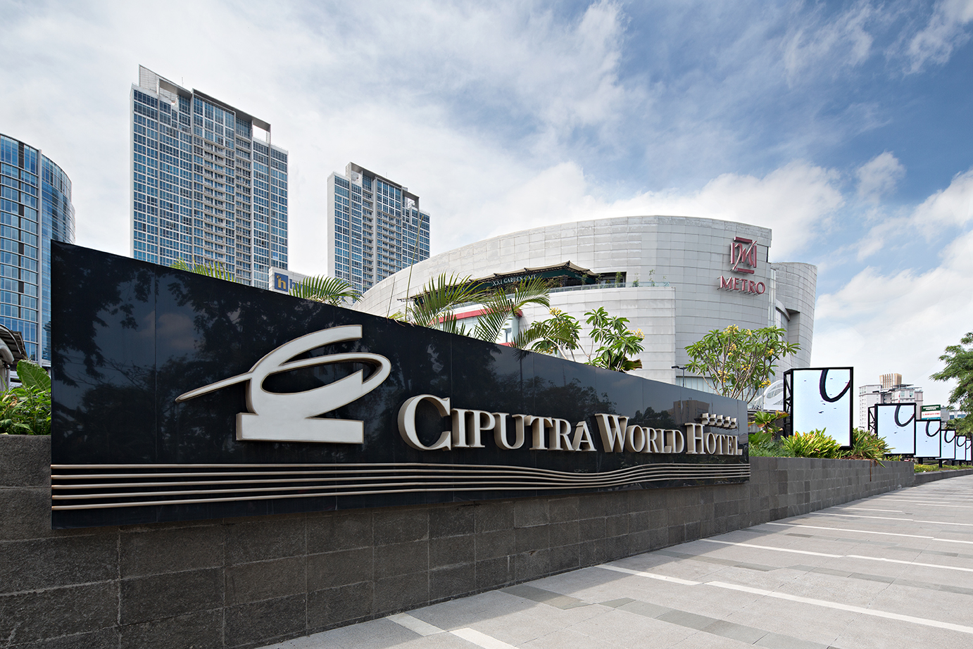 Ciputra Hotel Surabaya, Penginapan Bintang 5 Dengan Skypool Mewah Mulai Rp747.000 Per Malam 1
