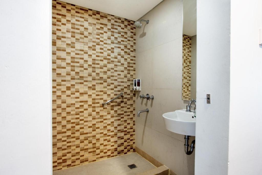 Carani Hotel Jogja, Akomodasi Bintang 2 di Tengah Kota Yang Bisa Jadi Pilihan Para Budget Traveler 4 Carani Hotel Jogja, Akomodasi Bintang 2 di Tengah Kota Yang Bisa Jadi Pilihan Para Budget Traveler 4