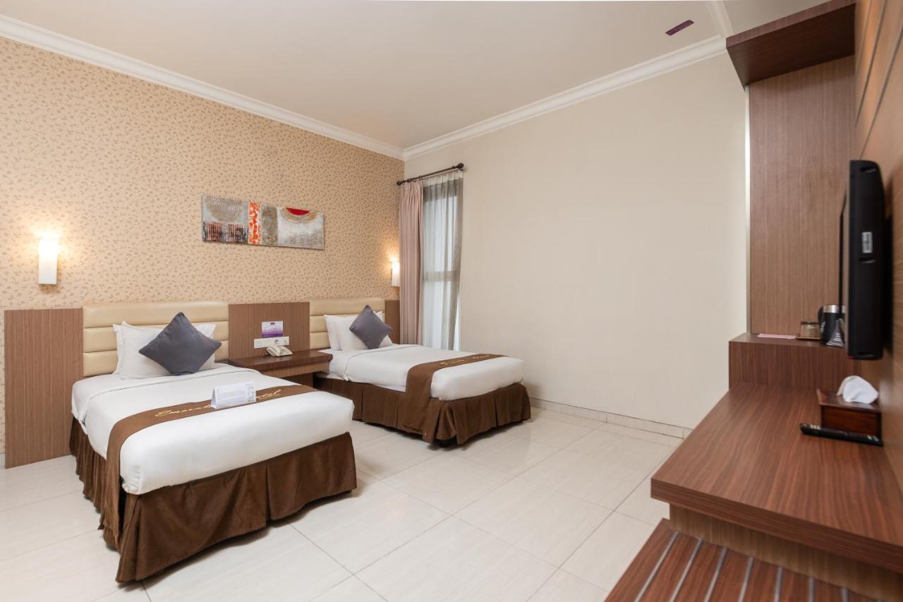 Emerald Hotel Surabaya, Penginapan Bertaraf Bintang 2 Dengan Tarif 200 Ribu Saja Per Malamnya 5 Emerald Hotel Surabaya, Penginapan Bertaraf Bintang 2 Dengan Tarif 200 Ribu Saja Per Malamnya 5