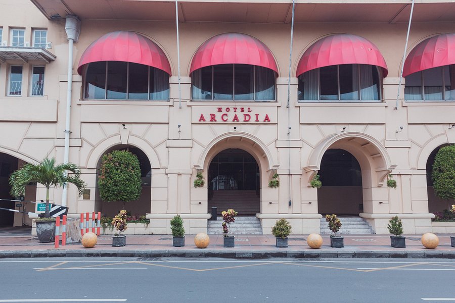 Hotel Arcadia Surabaya, Tempat Menginap Yang Menambah Wawasan Sejarah Mulai Dari Rp462.000 2