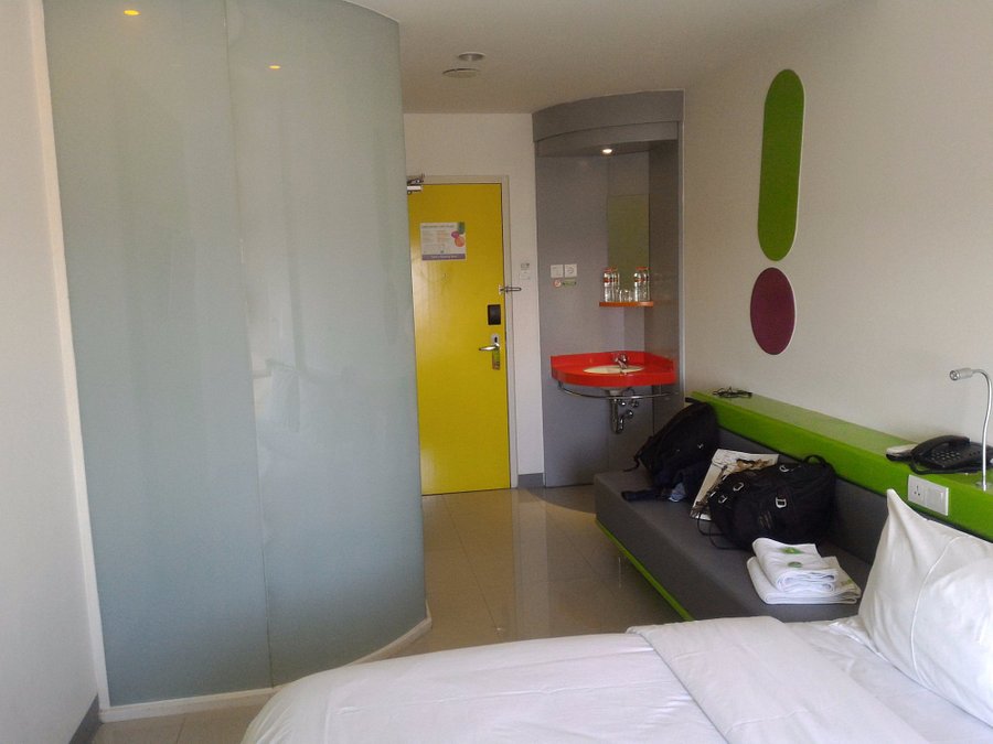 Pop Hotel Stasiun Kota, Rekomendasi Akomodasi Murah Untuk Para Traveller Mulai Rp194.909 7 Pop Hotel Stasiun Kota, Rekomendasi Akomodasi Murah Untuk Para Traveller Mulai Rp194.909 7