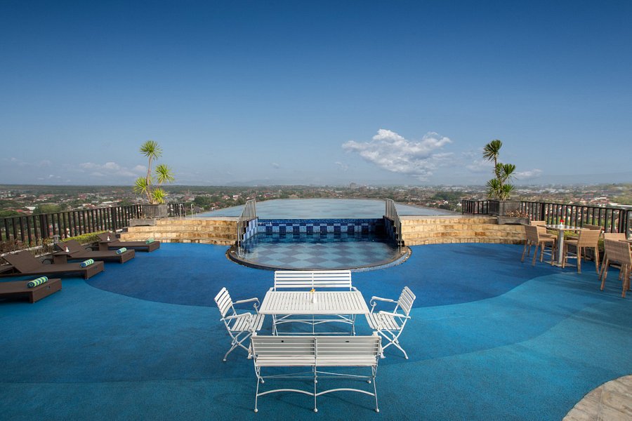 Hotel Indoluxe, Akomodasi Dengan Rooftop Swimming Pool Tertinggi di Yogyakarta Mulai Rp650.000 5 Indoluxe hotel jogja indo luxe jogjakarta bintang berapa review kaskus swimming pool fasilitas menu yogyakarta harga rent apartment alamat renang di traveloka sugar club kamar karaoke loker nirvana sky lounge no telepon rooftop resto spa