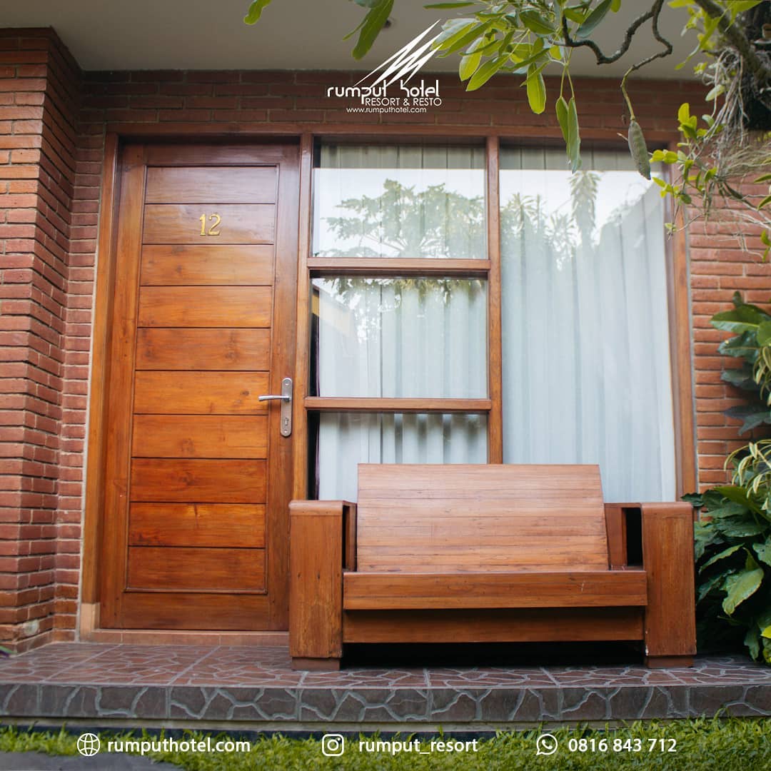 Ingin Menginap di Akomodasi Yang Suasananya Asri? Rumput Hotel Jogja Bisa Menjadi Pilihan Terbaik! 4