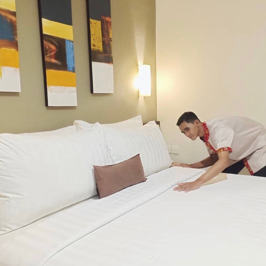 Cari Akomodasi Bintang Tiga Dengan Kolam Renang di Jogja? Emersia Malioboro Bisa Menjadi Pilihan! 3