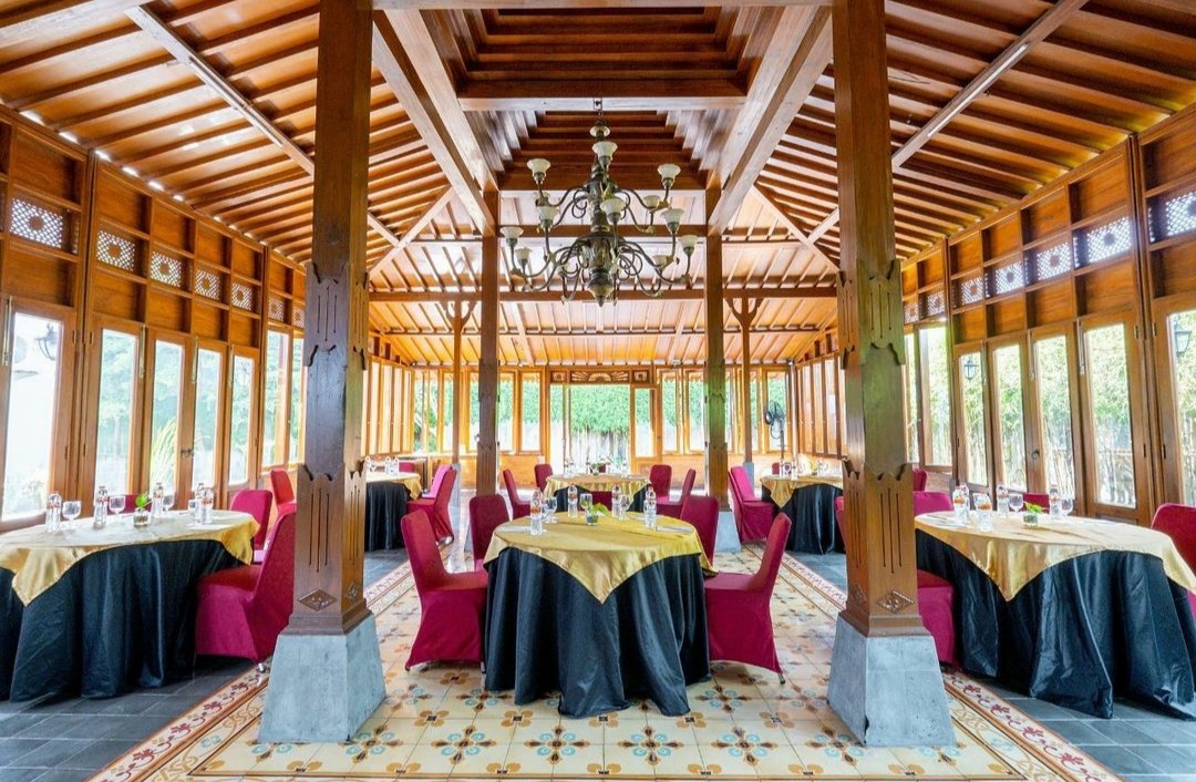 Burza Hotel Yogyakarta, Akomodasi Mewah Yang Nyaman dan Terjangkau Mulai Rp300.000 Per Malam 1