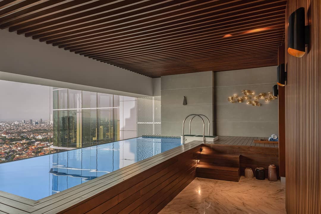 Vasa Hotel Surabaya, Ada Kamar Paling Mewah Yang Dilengkapi Private Indoor Pool Mulai Rp1.200.000 5 Vasa Hotel Surabaya, Ada Kamar Paling Mewah Yang Dilengkapi Private Indoor Pool Mulai Rp1.200.000 5