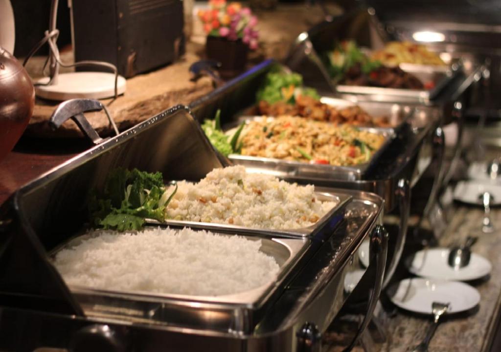 10 Potret Midtown Hotel Surabaya, Akomodasi Bintang Tiga Yang Bernuansa Mewah Mulai Rp414.000 6