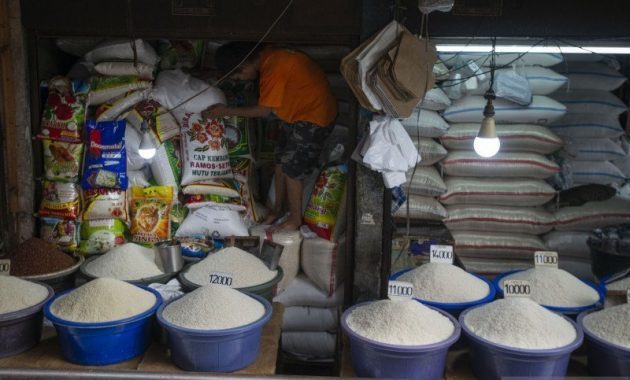 Bingung Mau Belanja Bulanan Atau Kulakan Kemana? Jadikan Distributor Sembako di Solo Ini Andalanmu 2 Bingung Mau Belanja Bulanan Atau Kulakan Kemana? Jadikan Distributor Sembako di Solo Ini Andalanmu 2