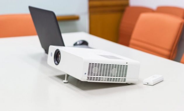 Apapun Jenis Acaranya, Percayakan Sewa Proyektor Pada Vendor di Solo Ini Dengan Harga Mulai 70.000 1