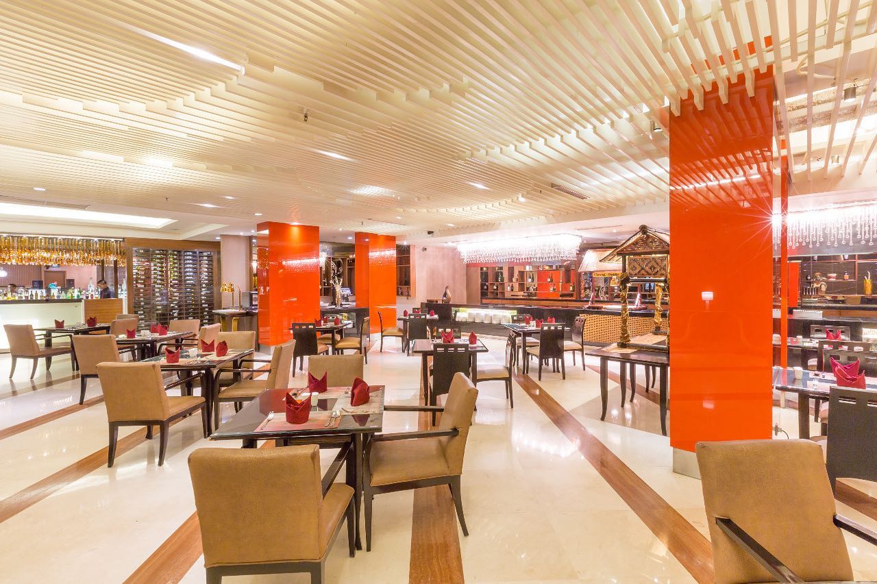 Wyndham Hotel Surabaya, Penginapan Mewah di Tengah Kota Pahlawan Yang Letaknya Strategis 6 Wyndham Hotel Surabaya, Penginapan Mewah di Tengah Kota Pahlawan Yang Letaknya Strategis 6