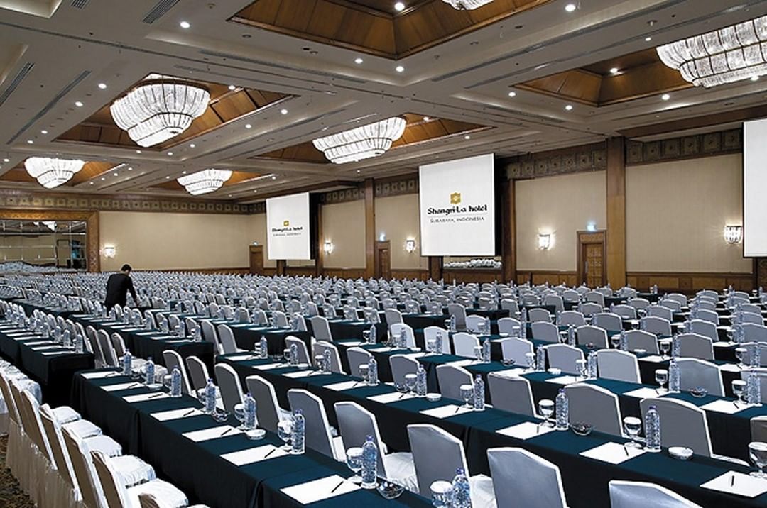 Shangri la hotel surabaya restaurant indonesia shangri-la kota sby jawa timur harga ballroom alamat telepon pemilik adalah jamoo at the spa bakery buffet price restoran di dekat shangrila kasus kamar no telp struktur organisasi profil paket wedding sekitar