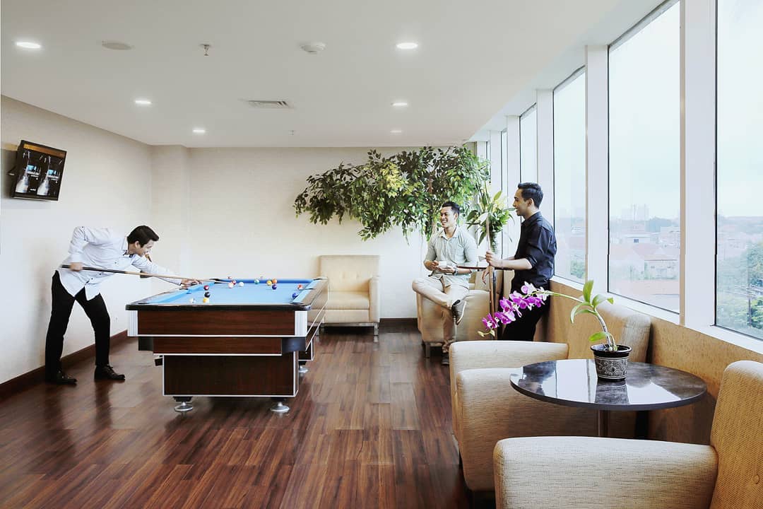 Cari Akomodasi Bintang 4 Yang Dekat Dengan Bandara Juanda? Alana Hotel Surabaya Jawabannya 10 The alana hotel surabaya harga agoda restaurant wedding package ketintang telepon no aston alamat by tarif nomor ballroom di renang fasilitas grand jl jumlah lantai kolam kamar pemilik paket review